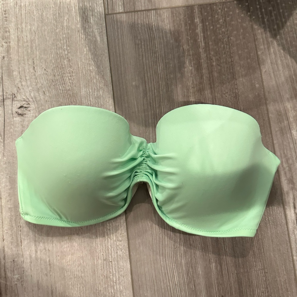 Victoria Secret Swim Top 36D